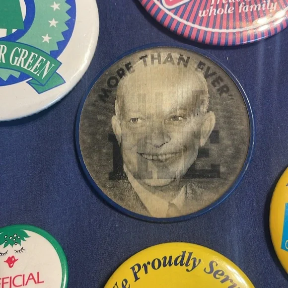 Button Collection - Picture 6 of 8